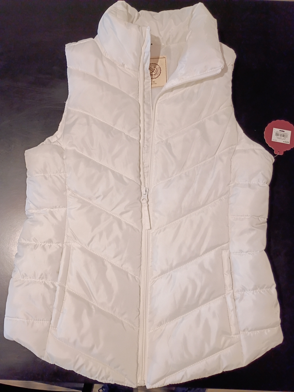 SO Authentic American Heritage Stylish Zip Up Chevron Puffer Vest Size XS - Whit